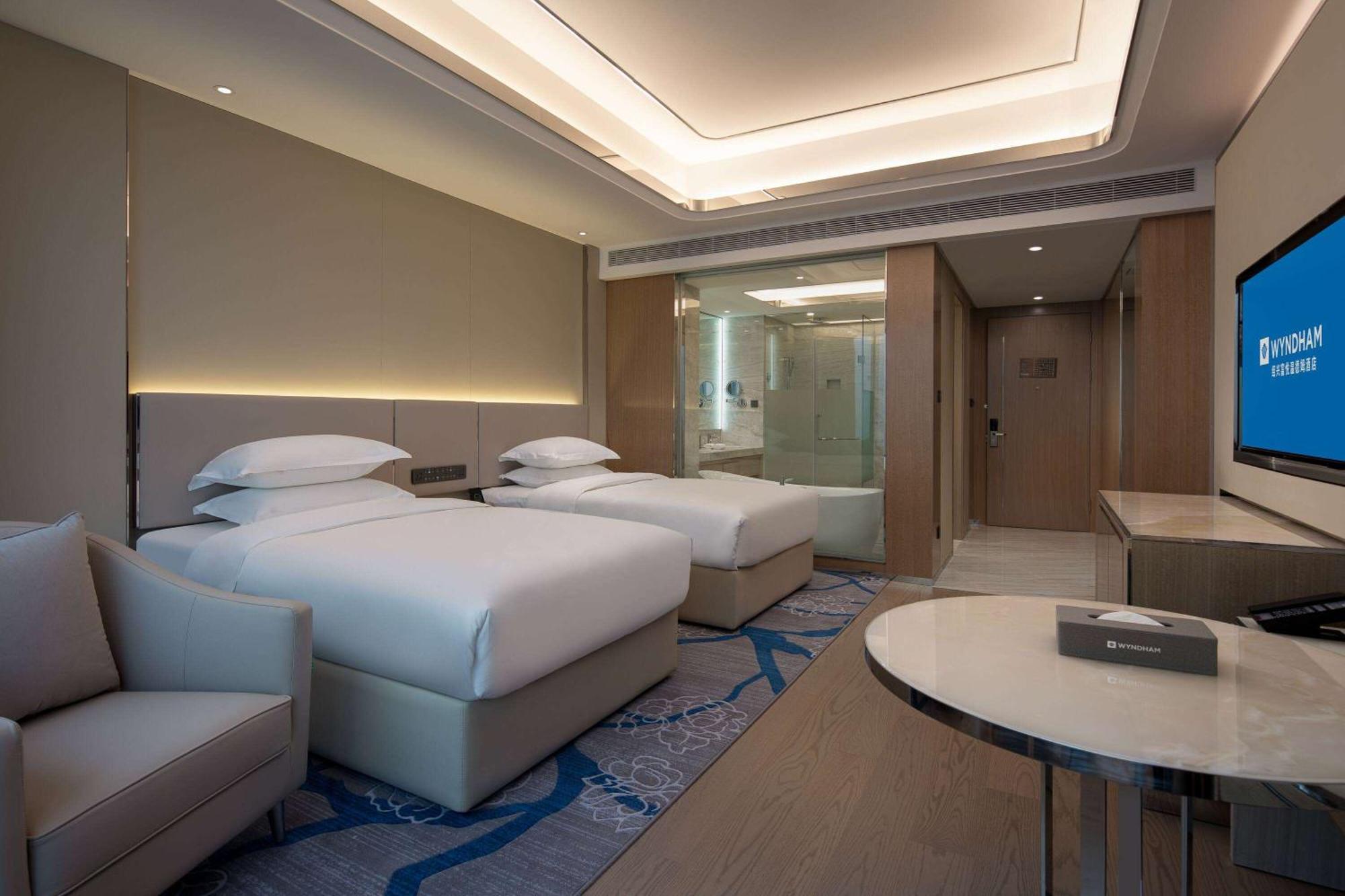 Wyndham Shaoxing Keqiao Hotel Екстериор снимка
